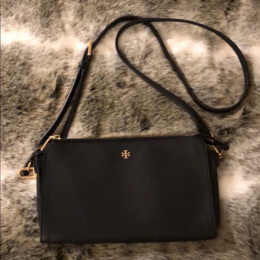Tory Burch Robinson Leather Wallet Crossbody